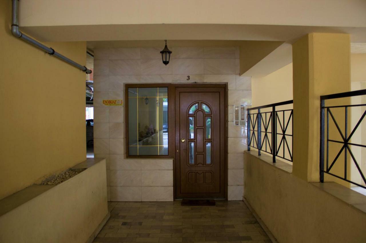 Cute Apartment In The Center Of The City Larissa Exteriör bild